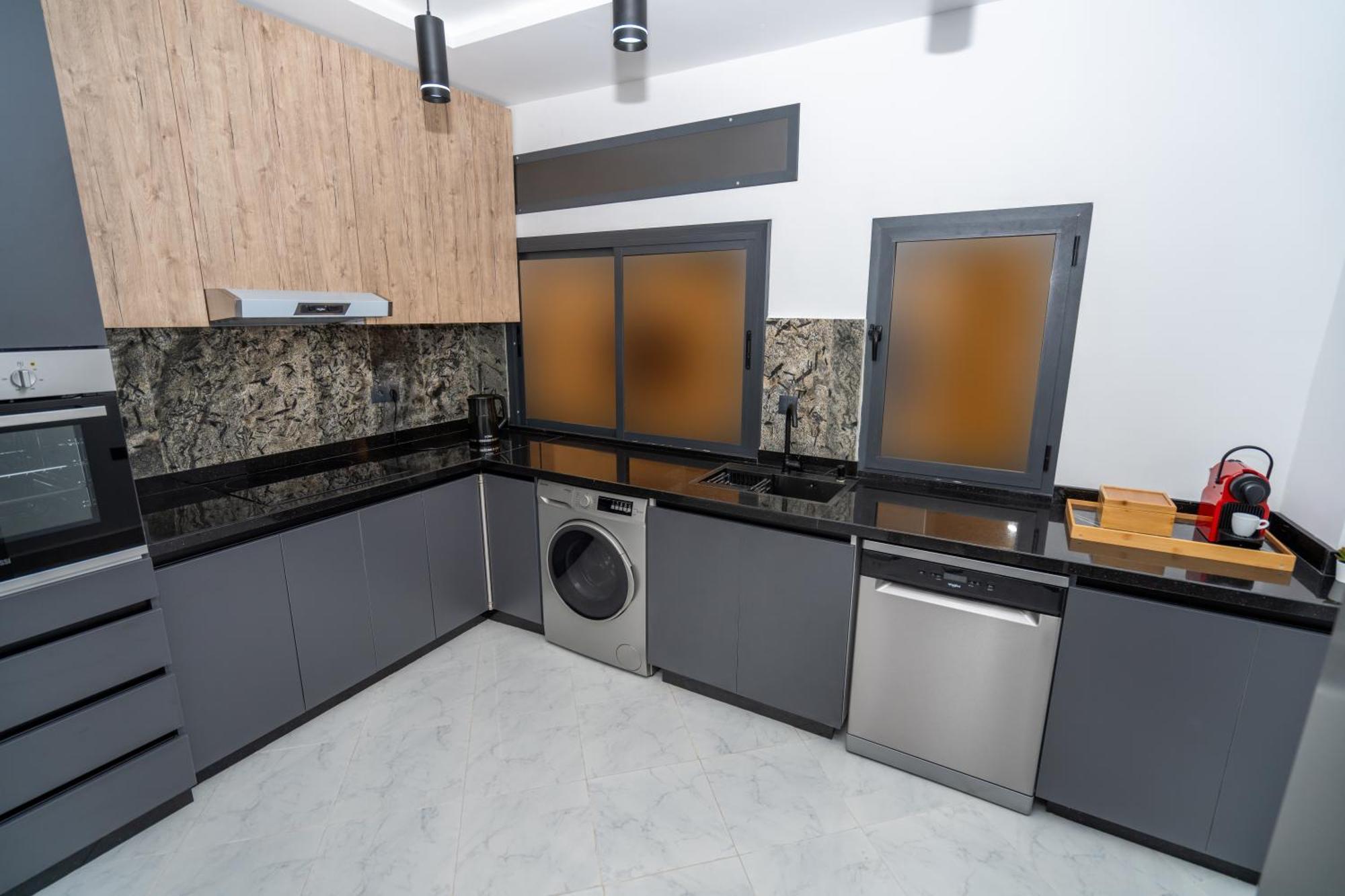 Serenity Stays-luxury & 1 Apartamento *