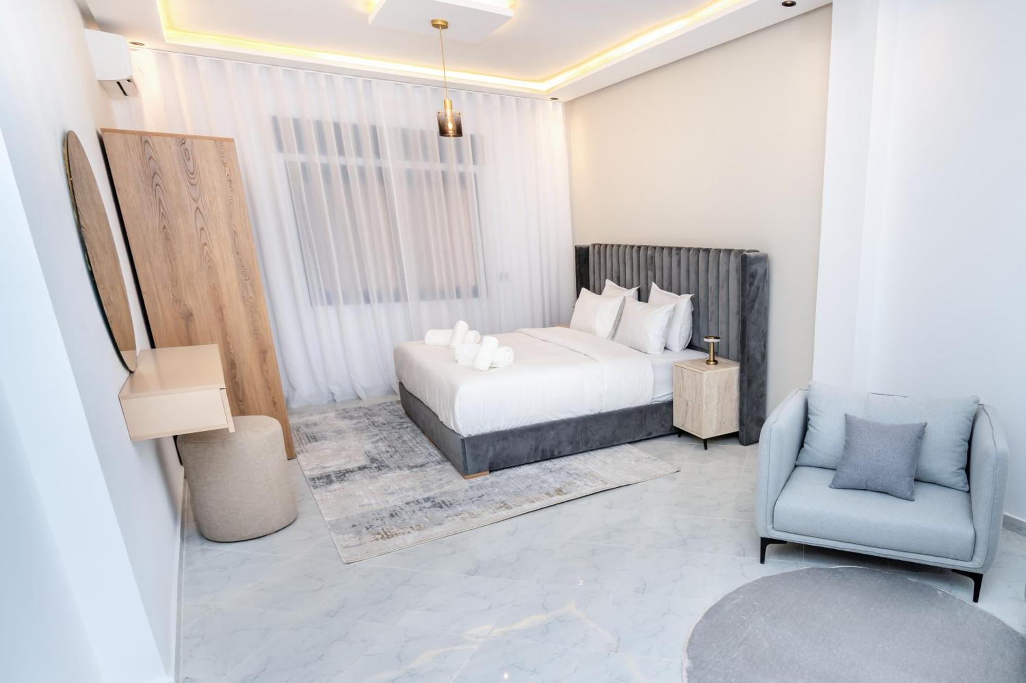 Serenity Stays-luxury & 1 * Tánger