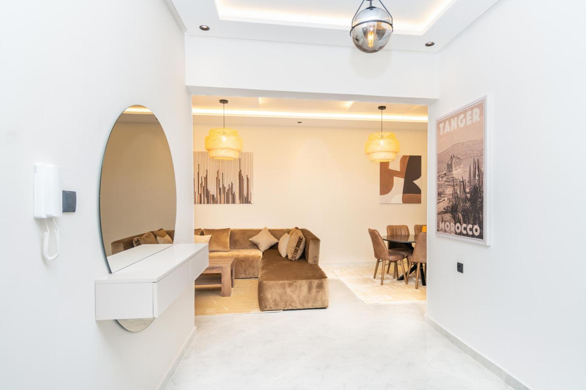 Serenity Stays-luxury & 1 * Tánger
